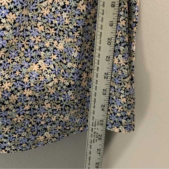 J. Jill NWT Wearever Collection‎ spring ditzy print short sleeve shirt. Size M - Picture 9 of 12